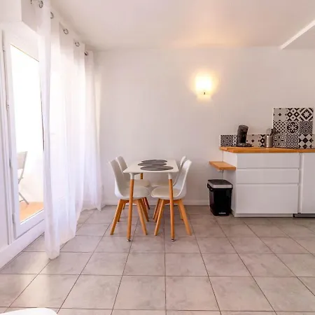 Gio - 4 Personnes, Clim, Piscine, Terrasse Agde